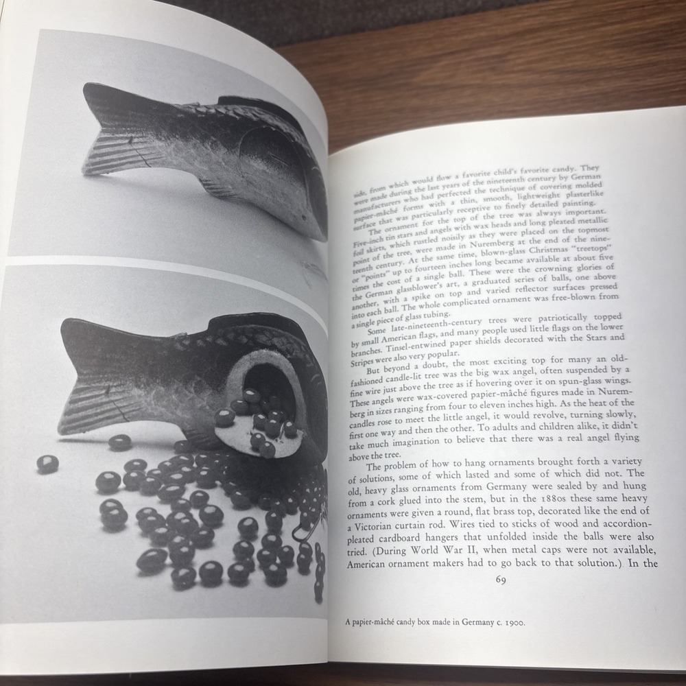 The Christmas Tree Book: 2 A Studio book Phillip V. Snyder Paperback History - Picture 3 of 13